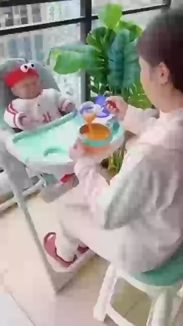 Baby Squeezy Food Grade Silicone Bottle Feeder for Baby Feeding
